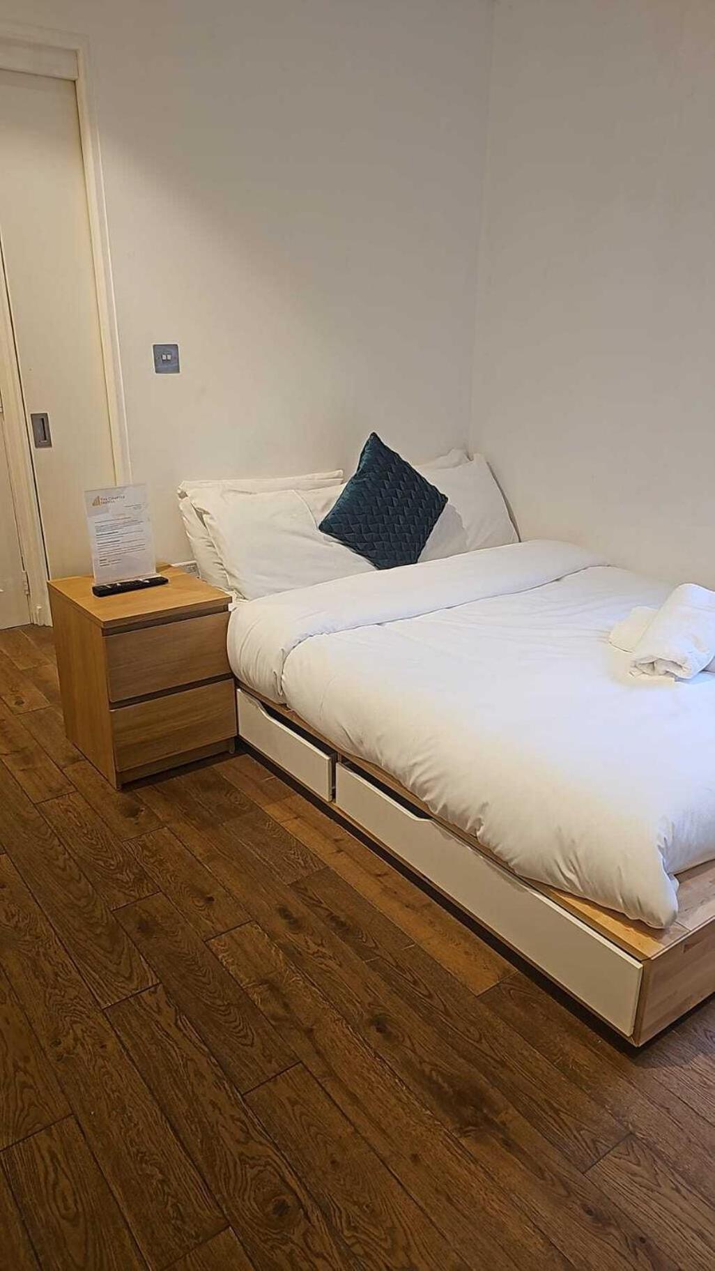 The Chapter- Knightsbridge Suites Londres Chambre photo